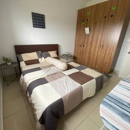 Alanis D'Semporna Homestay Sepang Exterior photo